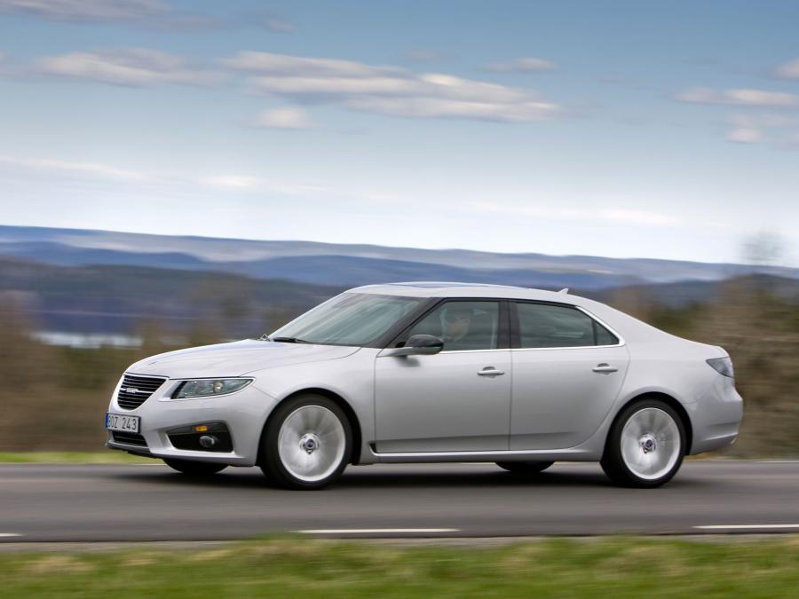  Saab 9-5 Aero Sedan 2010 года  (фото 5 из 16)